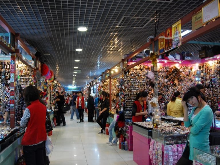 بازار خیابان ابریشم - Silk Street Market